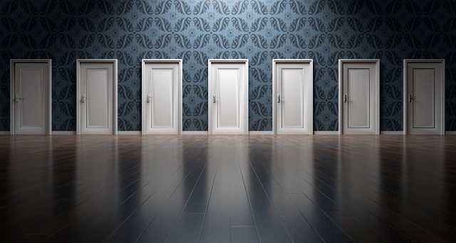 Kto podejmuje decyzję? Kto podejmuje decyzję?