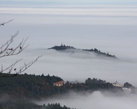 Ile EPIS Dym KNF ma lat?